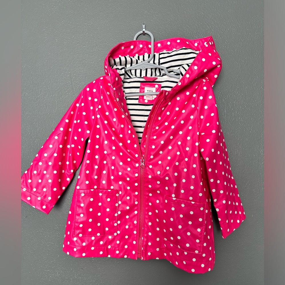 Gap 3T pink polka dot raincoat ❤️